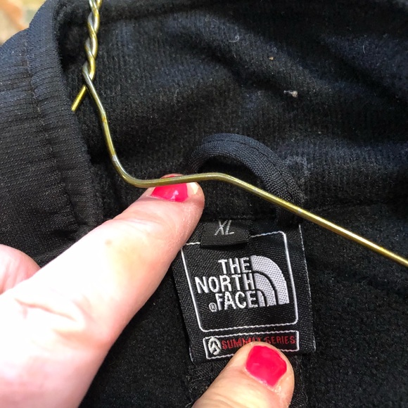 The North Face Black lined zip up jacket - Picture 3 of 6